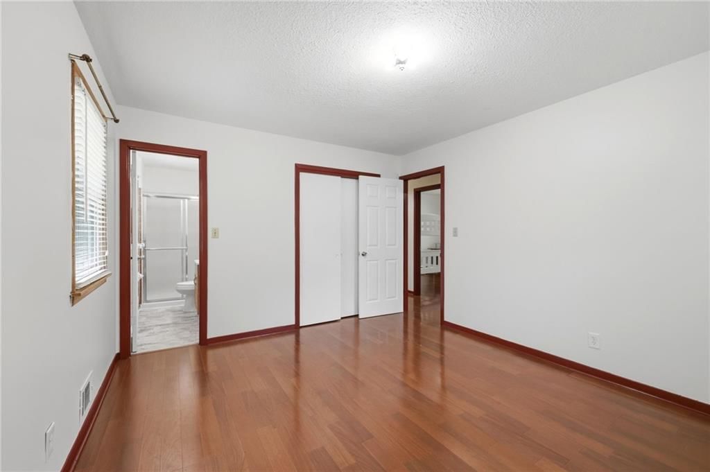 5051 N Euclid Avenue — photo 9
