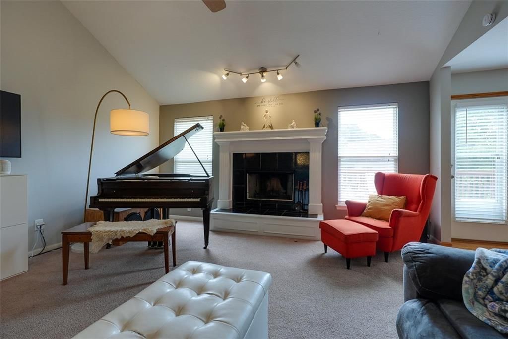 3416 S Arrowhead Court — photo 8