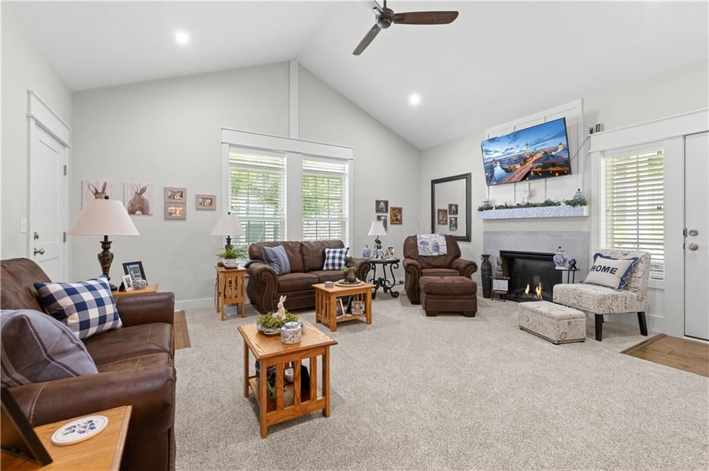 13975 W 112th Terrace — photo 7