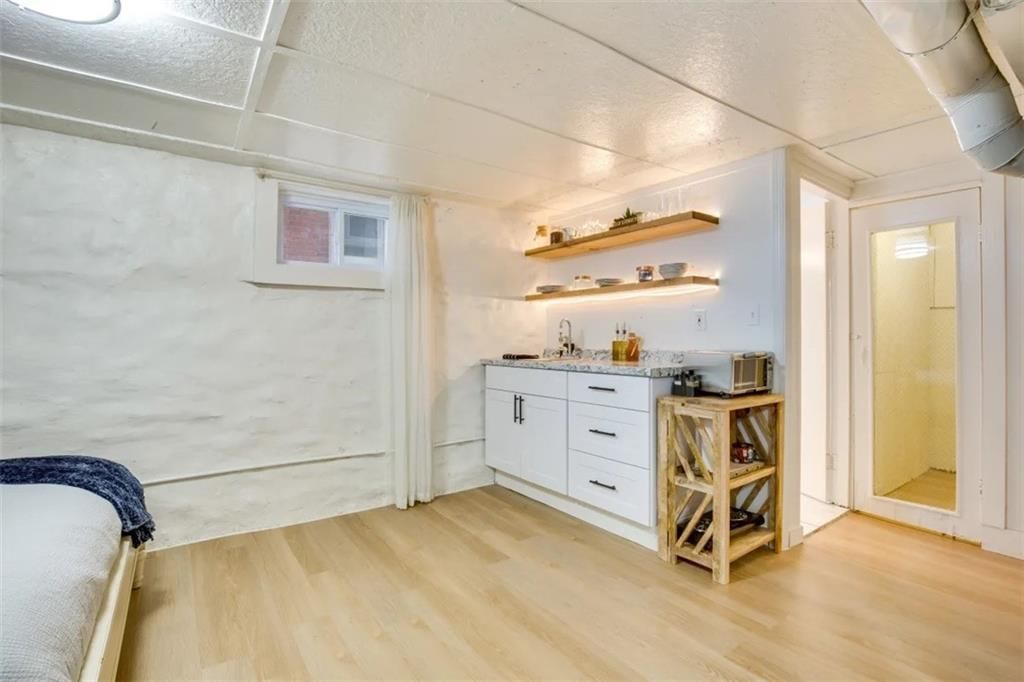 831 W 39th Terrace — photo 66