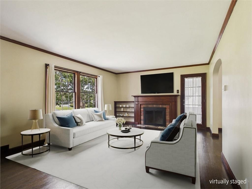 909 NE Vivion Road — photo 4