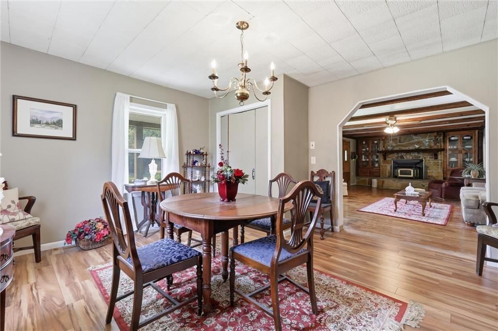 321 E Chestnut Street — photo 13