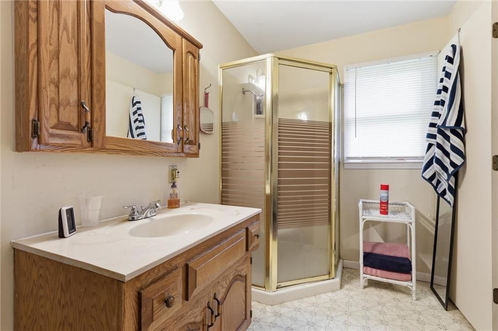 321 E Chestnut Street — photo 19