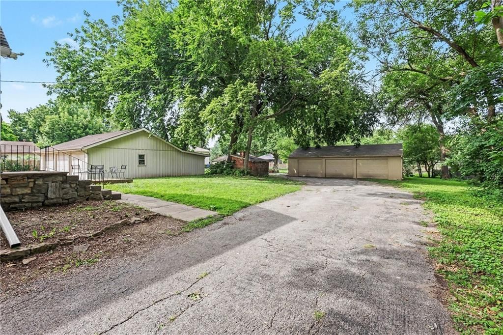 8115 Shawnee Drive — photo 25