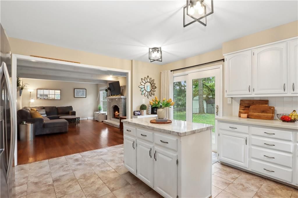 6836 NW Birch Court — photo 6