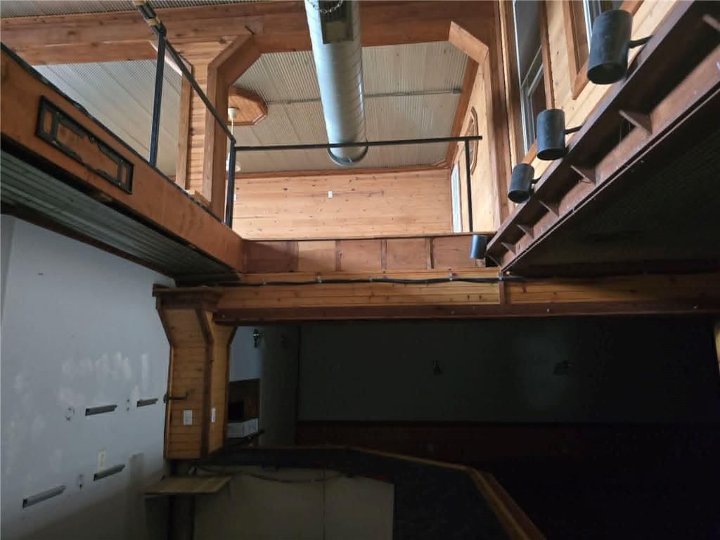324 W Main Street — photo 13