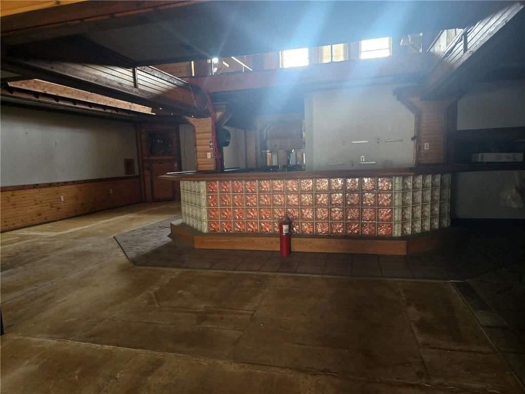 324 W Main Street — photo 8