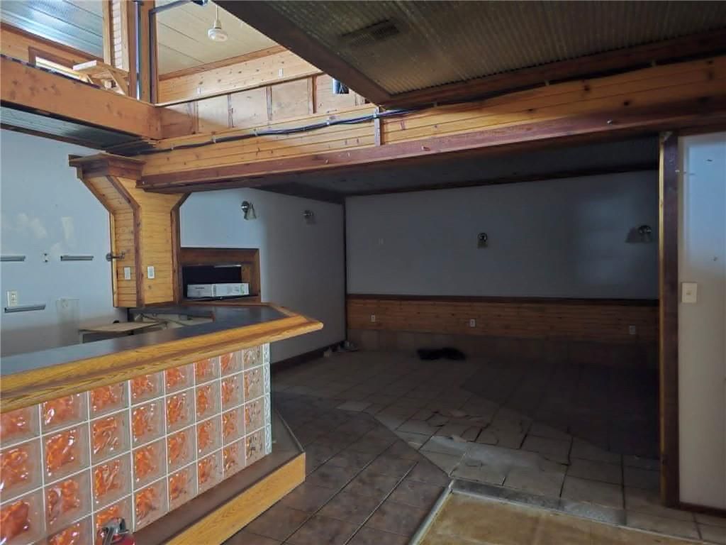 324 W Main Street — photo 10