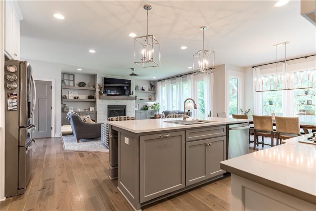 529 NE Legacy View Drive — photo 16