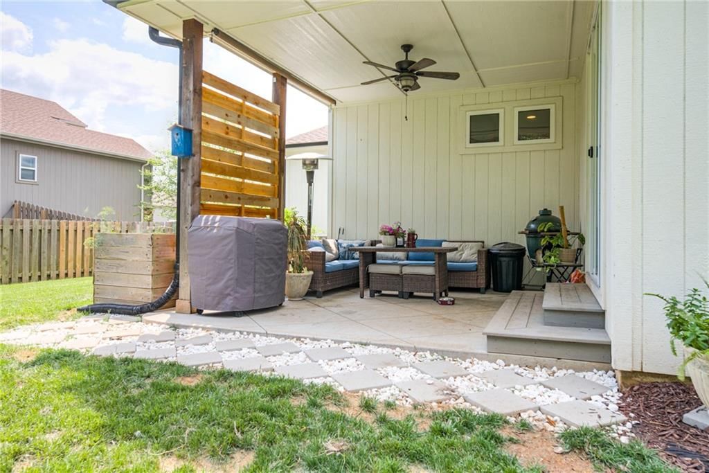 529 NE Legacy View Drive — photo 60