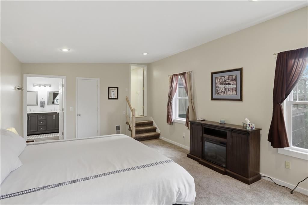 11045 Foothills Lane — photo 31