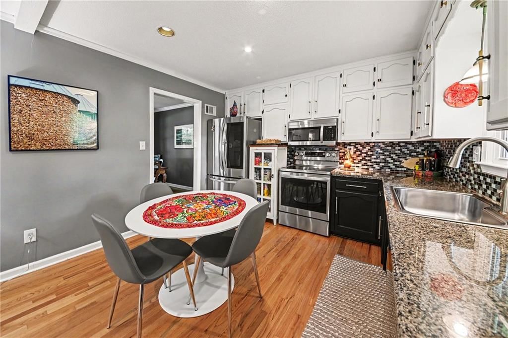 2407 NW 88th Street — photo 5