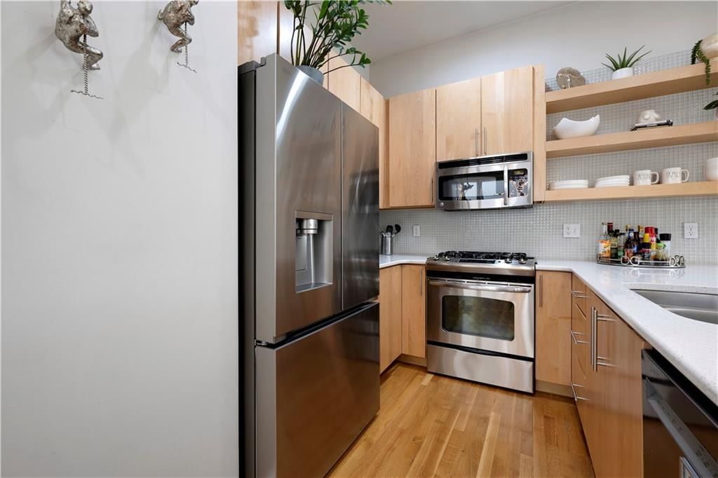 514 Oak Street — photo 11