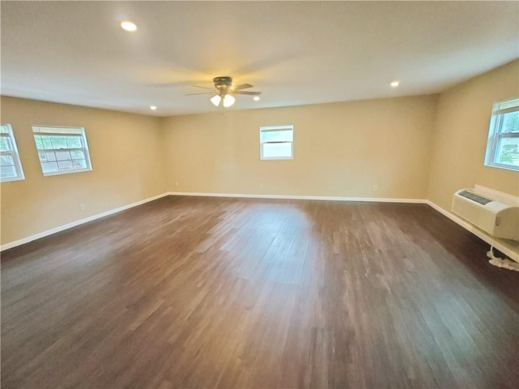 3900 S Hands Street — photo 8