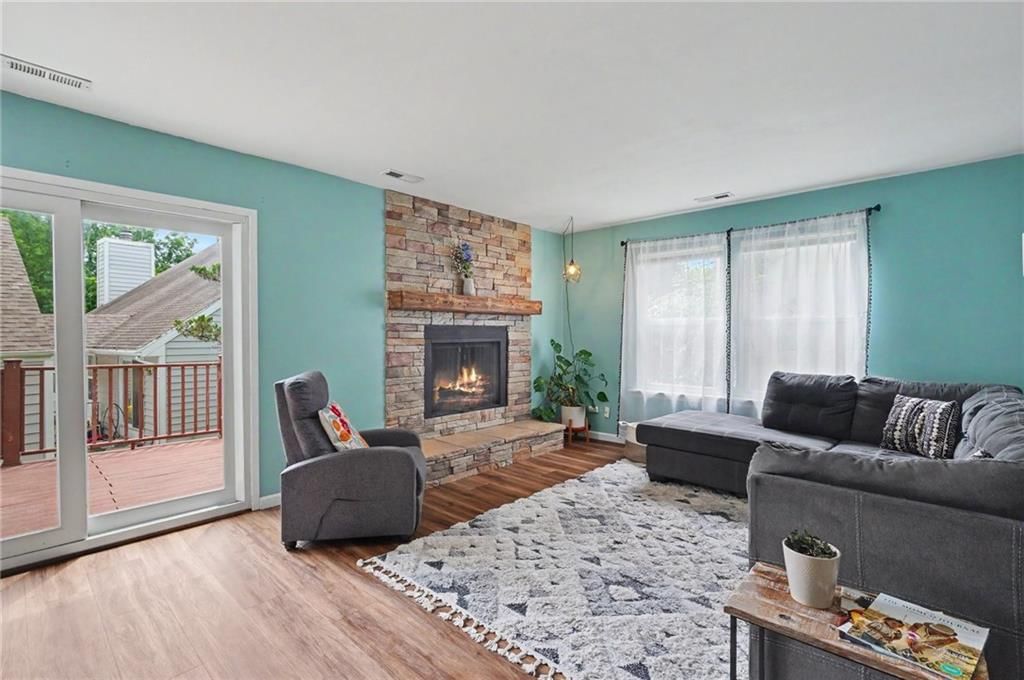 118 Glenview Drive — photo 4