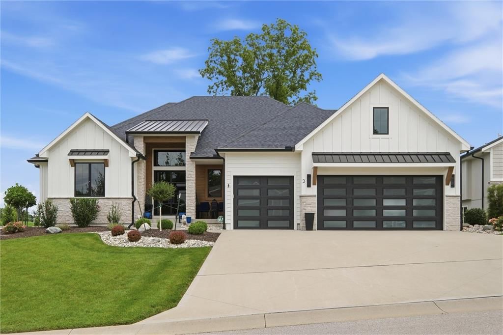 3 Spavinaw Court, Lake Winnebago, MO