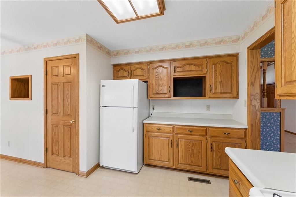 209 N Mitchell Street — photo 15