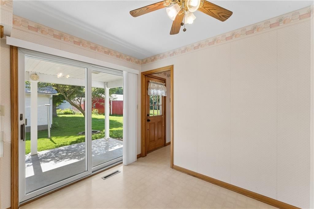 209 N Mitchell Street — photo 17