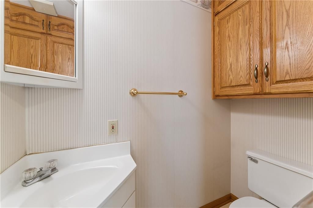 209 N Mitchell Street — photo 20