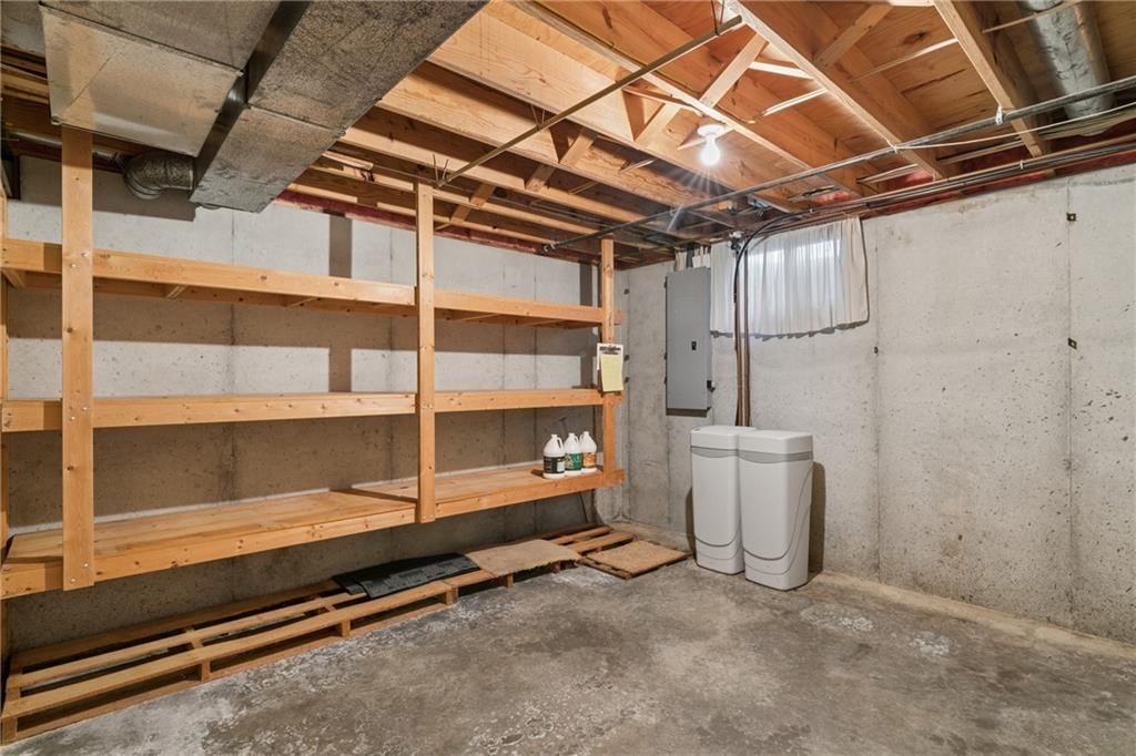209 N Mitchell Street — photo 49