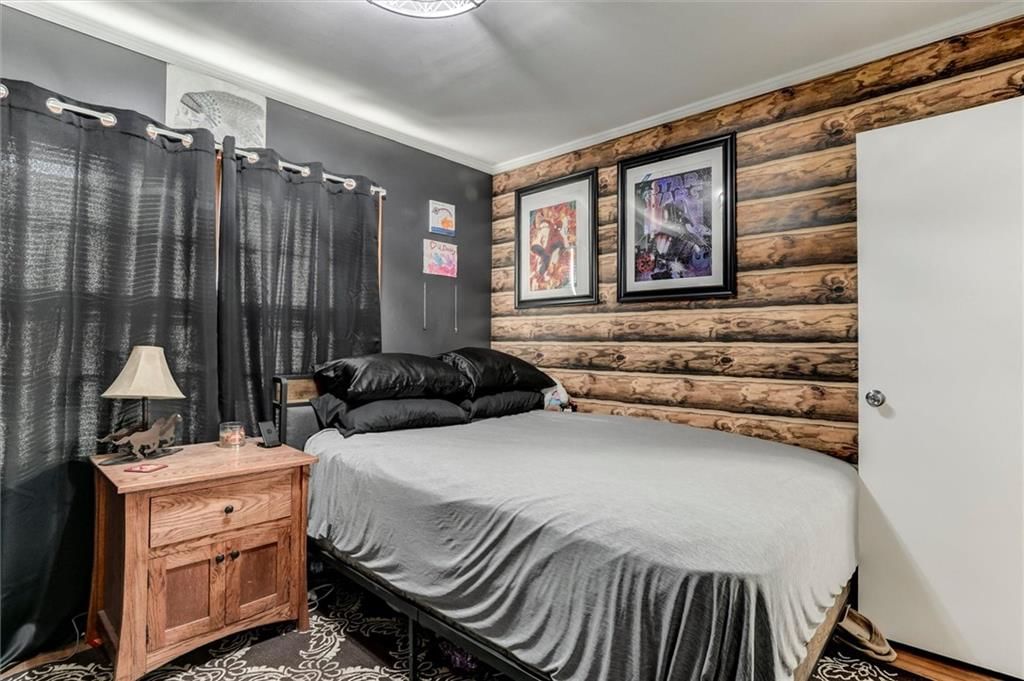 409 E Franklin Street — photo 15