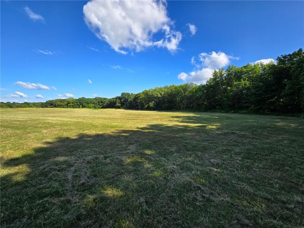 8787 SE V Highway — photo 11