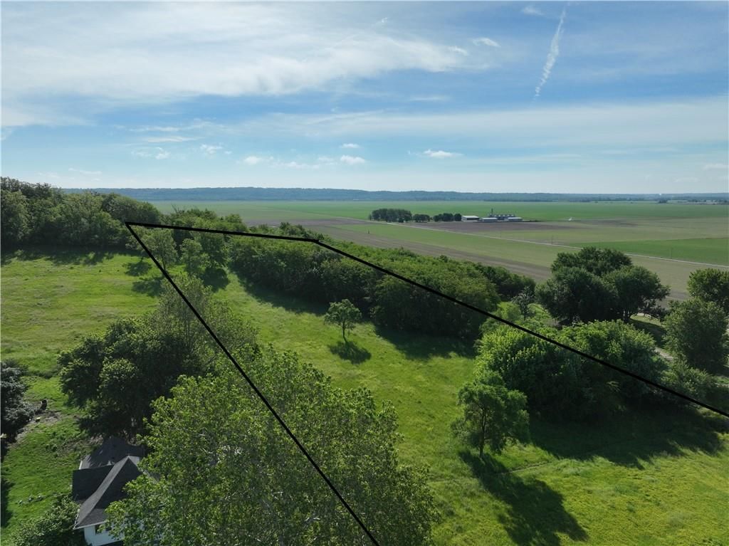 1420 Treece Road, Wathena