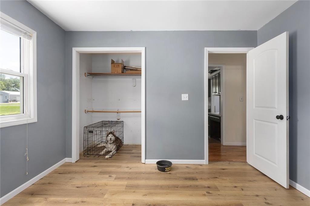 107 E Maple Street — photo 17