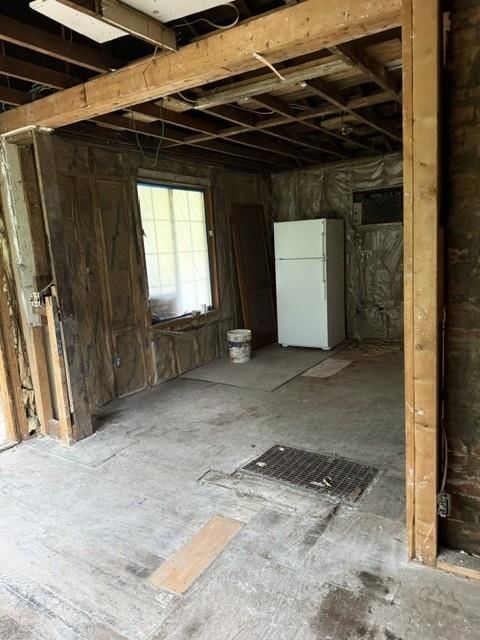 3922 Delavan Avenue — photo 7