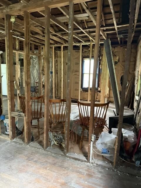 3922 Delavan Avenue — photo 9