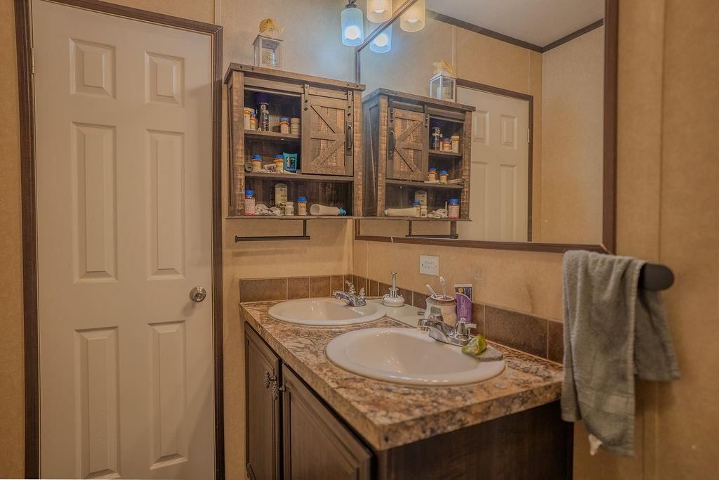 9243 1st Street — photo 26
