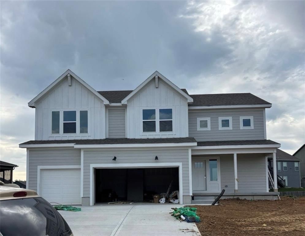 18179 W 166th Terrace, Olathe, KS