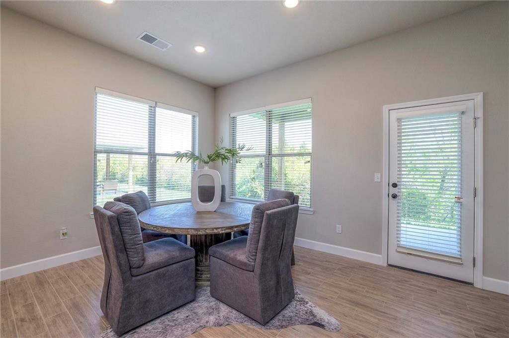 25235 W 92nd Terrace — photo 12