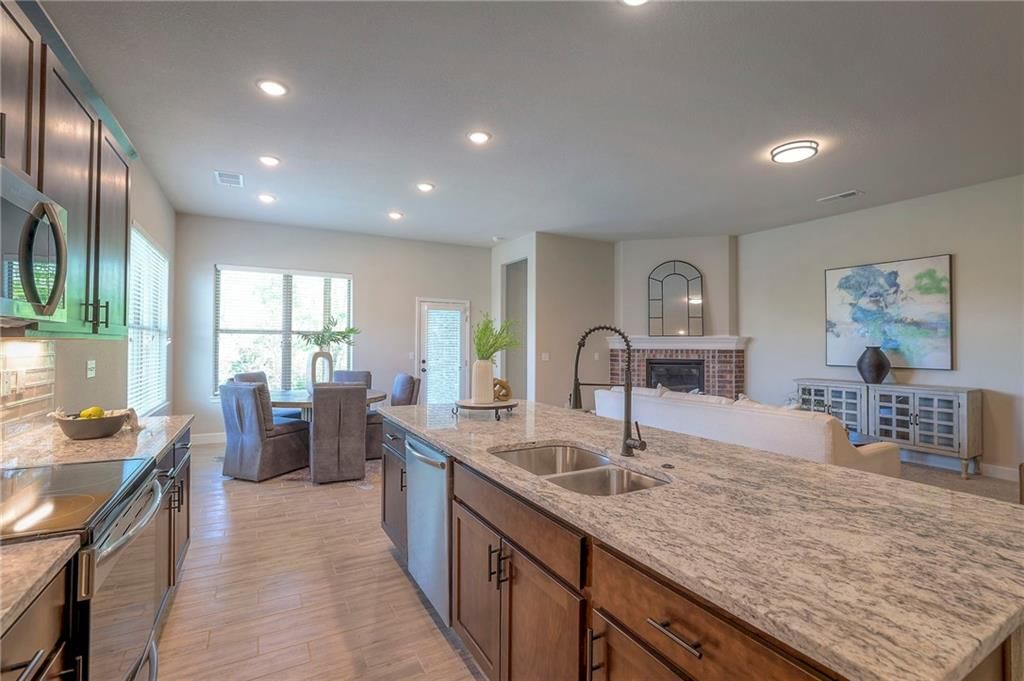 25235 W 92nd Terrace — photo 17
