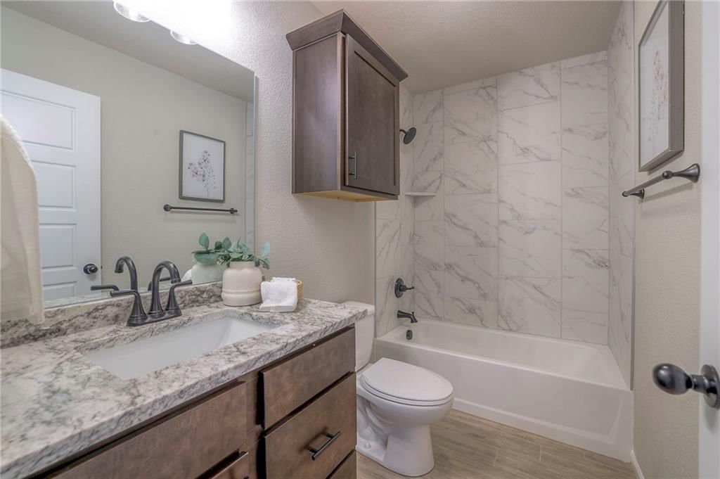 25235 W 92nd Terrace — photo 21