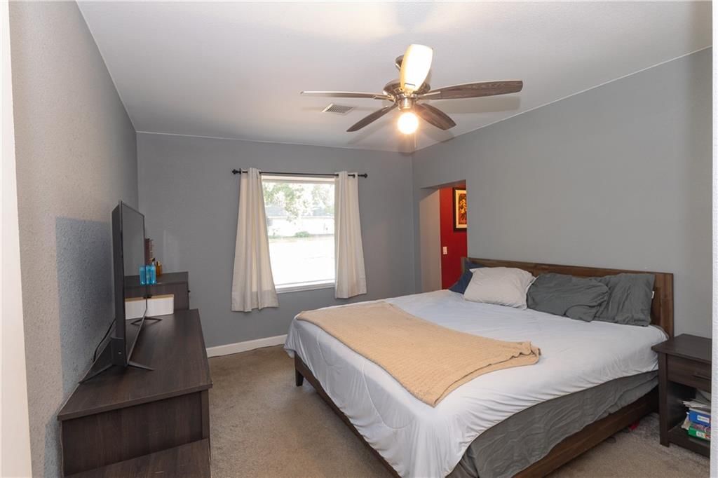 1004 E Main Street — photo 23