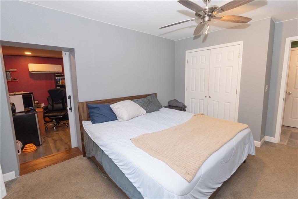 1004 E Main Street — photo 24