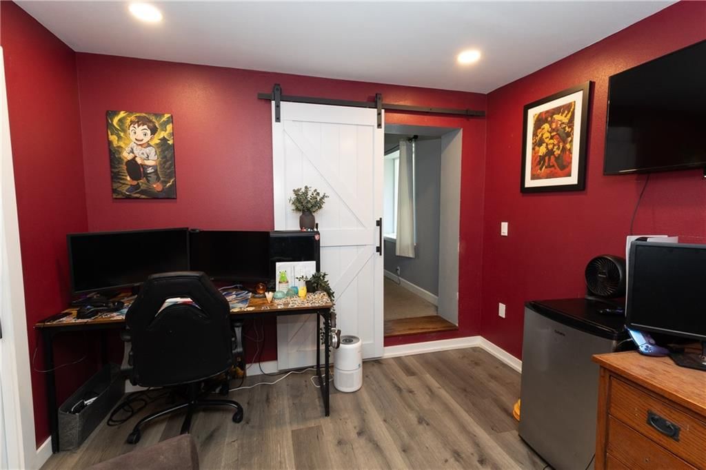 1004 E Main Street — photo 26