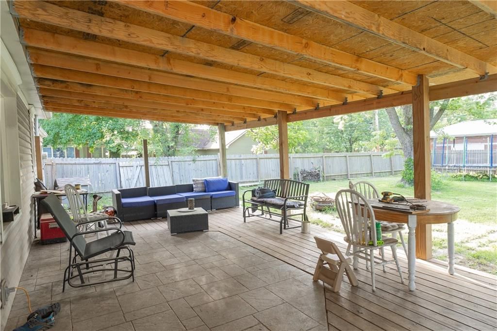 1004 E Main Street — photo 33