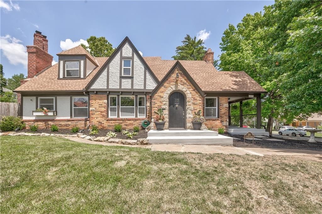 224 E Meyer Boulevard, Kansas City, MO