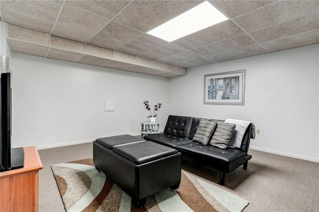 7415 W 74th Street — photo 22