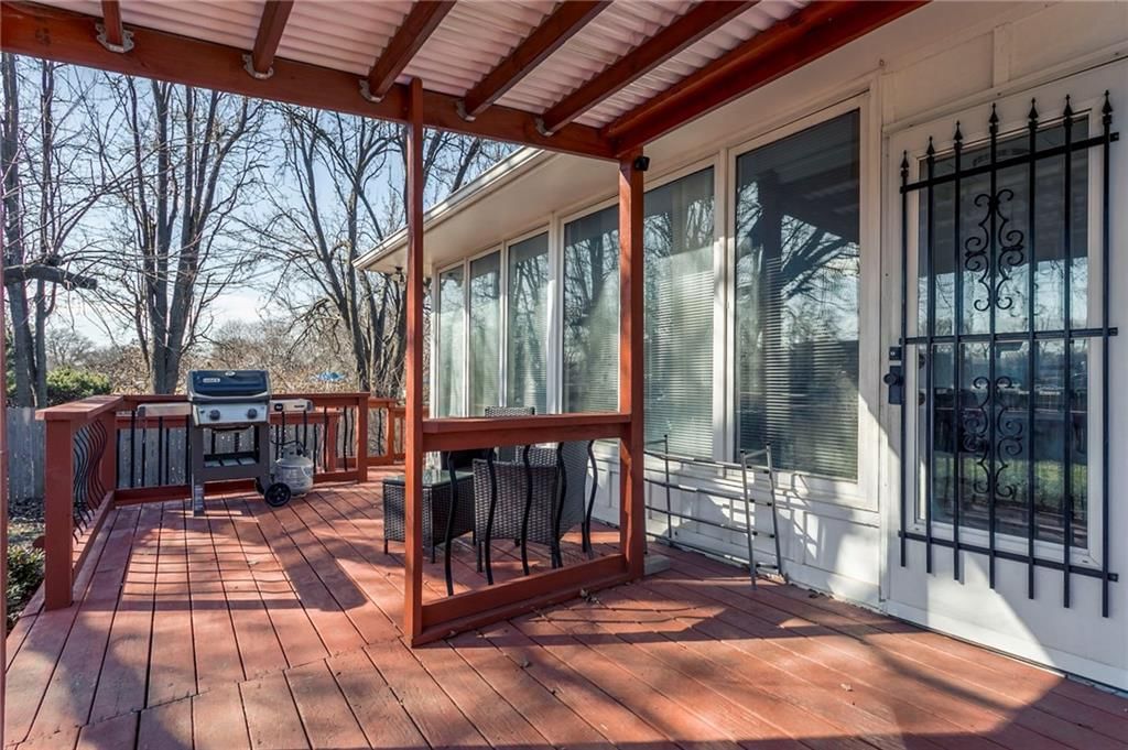 7415 W 74th Street — photo 10