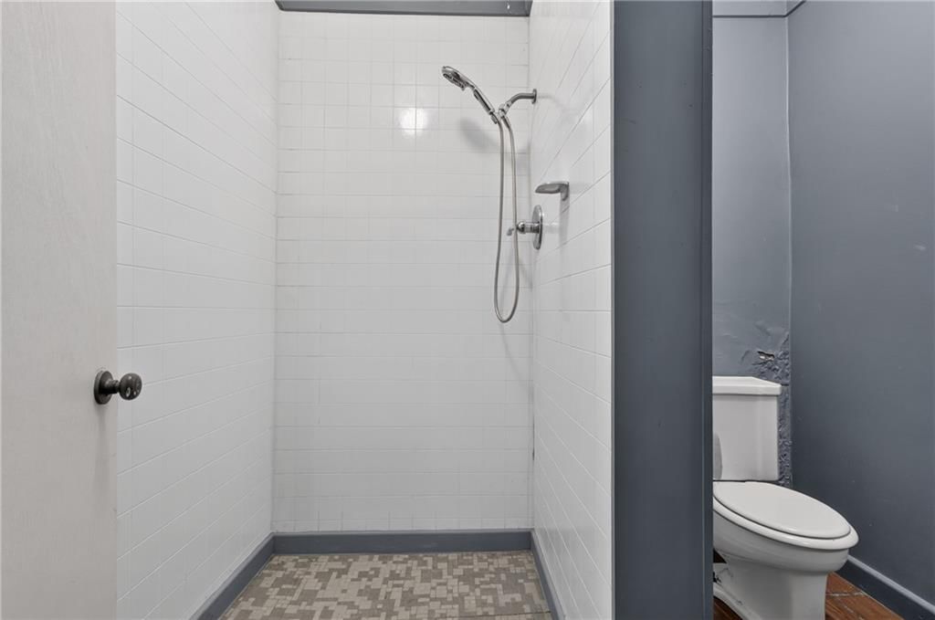 5850 Brookside Boulevard — photo 42