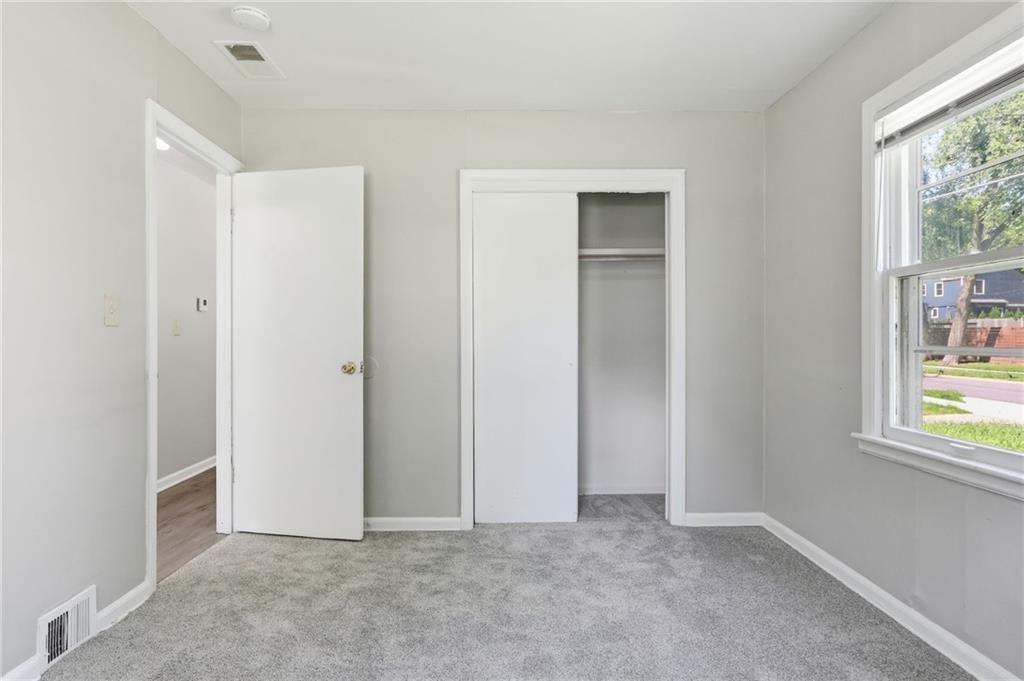 7944 Oak Street — photo 16