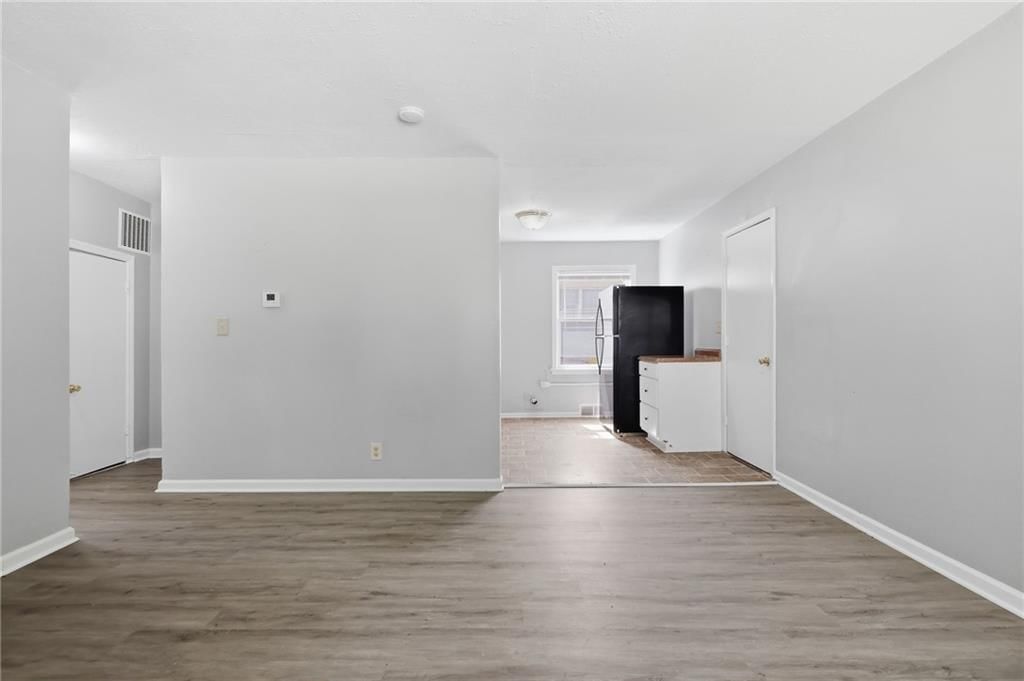 7944 Oak Street — photo 8