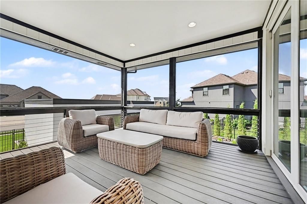 2131 NW Palisades Drive — photo 19