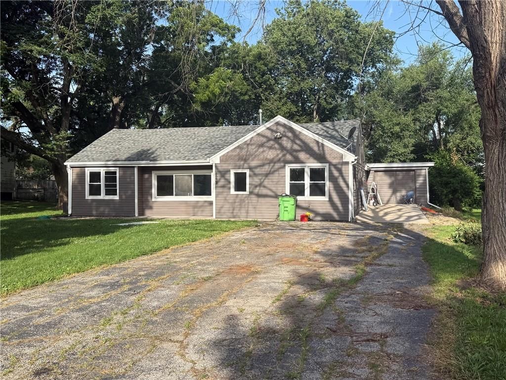 1234 S Willow Street, Ottawa