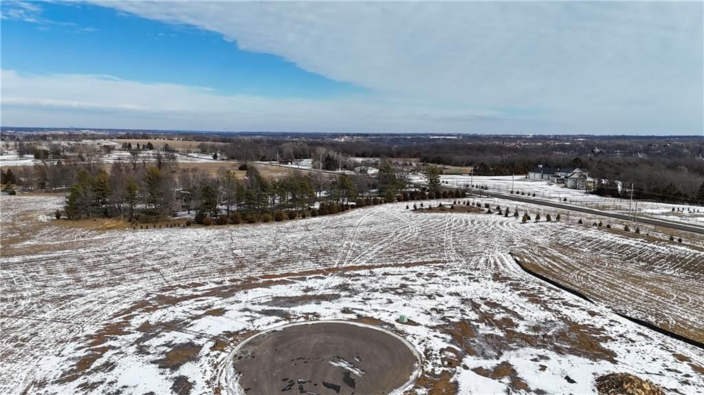 Lot 1,2,3,4 Stone Hill Manor Drive, Stilwell