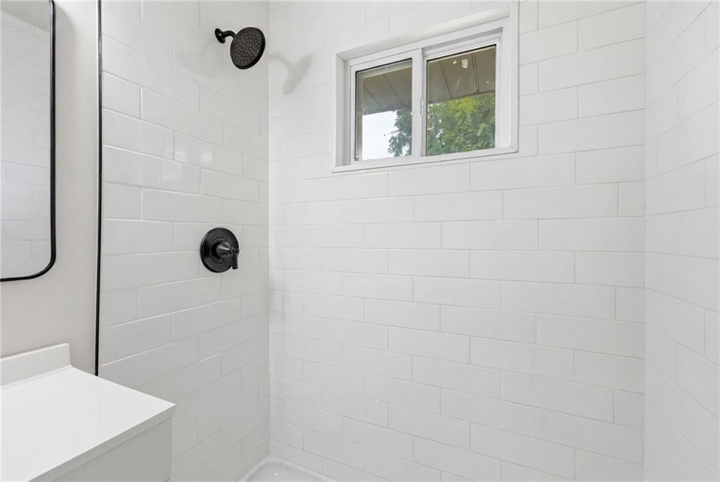 4142 N Lister Avenue — photo 27