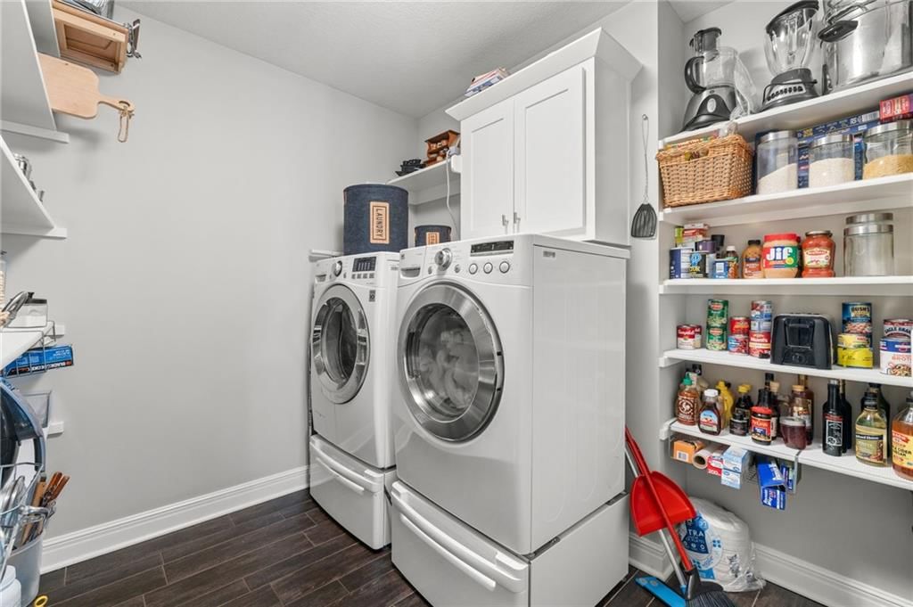 115 E 30th Street — photo 24